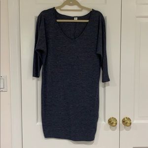 Old Navy t-shirt v neck 3/4 sleeve blue dress